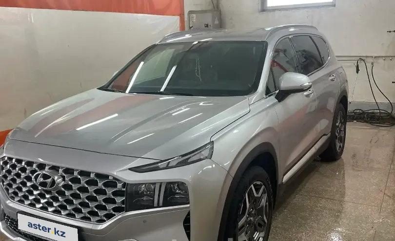 Hyundai Santa Fe 2023 года за 15 500 000 тг. в Астана