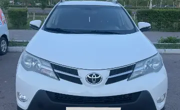 Toyota RAV4 2015 года за 9 000 000 тг. в Астана фото 2