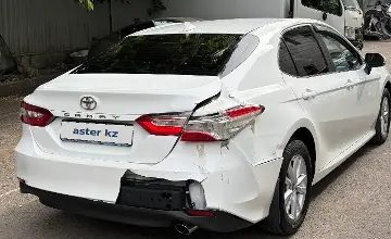 Toyota Camry 2018 года за 10 000 000 тг. в Алматы