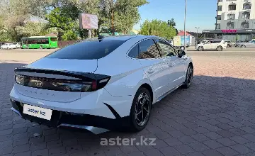 Hyundai Sonata 2023 года за 12 800 000 тг. в Алматы