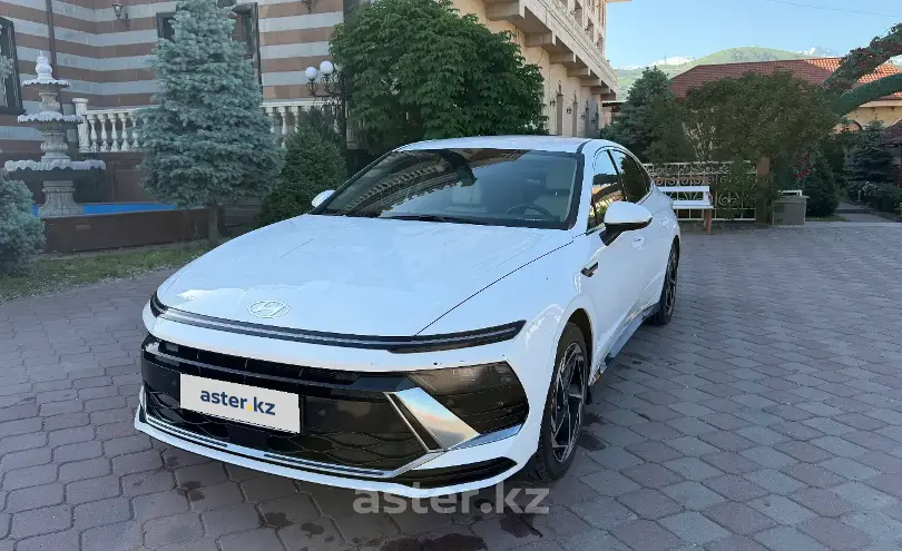 Hyundai Sonata 2023 года за 12 800 000 тг. в Алматы