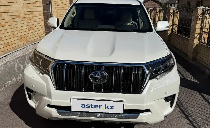 Toyota Land Cruiser Prado 2022 года за 35 000 000 тг. в Караганда