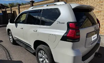 Toyota Land Cruiser Prado 2022 года за 35 000 000 тг. в Караганда