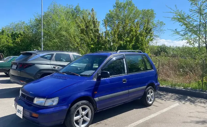 Mitsubishi Space Runner 1993 года за 800 000 тг. в Алматы