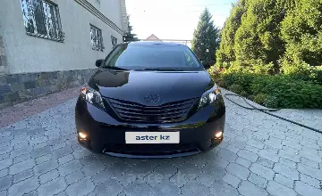 Toyota Sienna 2013 года за 13 000 000 тг. в Алматы фото 4