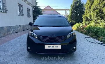 Toyota Sienna 2013 года за 13 000 000 тг. в Алматы фото 3