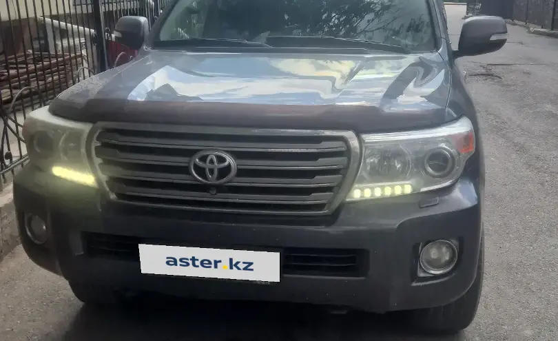 Toyota Land Cruiser 2012 года за 19 000 000 тг. в Шымкент