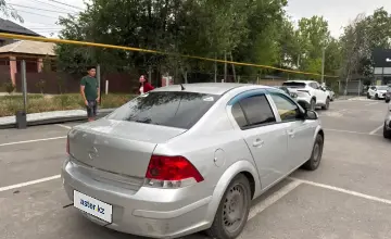 Opel Astra 2011 года за 3 000 000 тг. в Шымкент