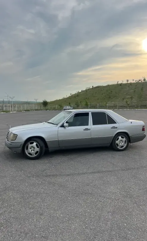 Mercedes-Benz E-Класс 1994 года за 2 200 000 тг. в Шымкент фото 1