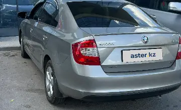 Skoda Rapid 2013 года за 3 500 000 тг. в Астана фото 4