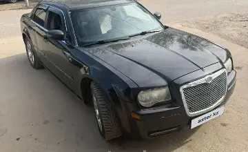 Chrysler 300C 2005 года за 3 200 000 тг. в Алматы фото 2