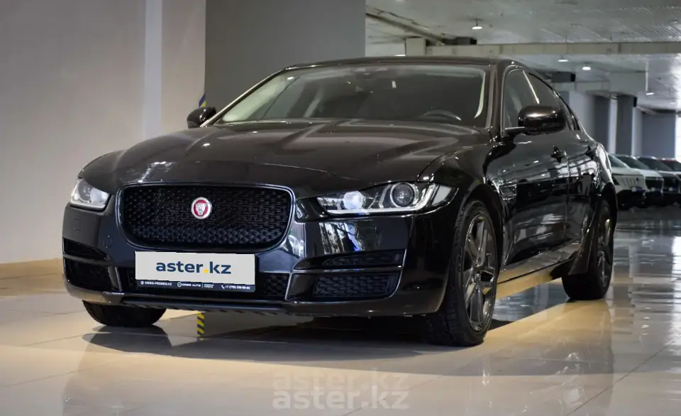 2017 Jaguar XE