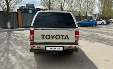 Toyota Hilux 2013 года за 6 900 000 тг. в Астана