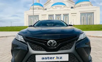 Toyota Camry 2020 года за 14 500 000 тг. в Астана фото 4