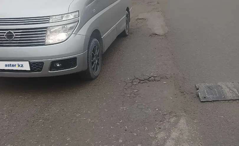 Nissan Elgrand 2005 года за 2 200 000 тг. в Алматы