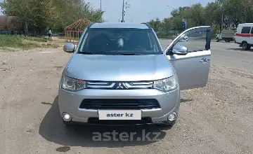 Mitsubishi Outlander 2012 года за 6 500 000 тг. в Алматы фото 1