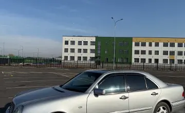 Mercedes-Benz E-Класс 1998 года за 3 000 000 тг. в Алматы фото 2