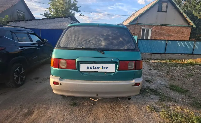 Toyota Ipsum 1996 года за 3 000 000 тг. в Усть-Каменогорск