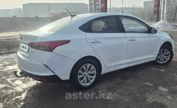 Hyundai Accent 2020 года за 5 600 000 тг. в Карагандинская область фото 3