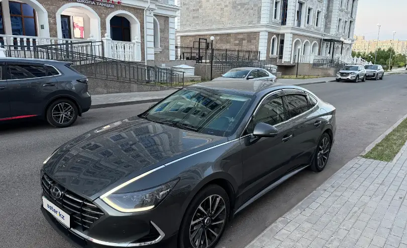 Hyundai Sonata 2023 года за 13 555 555 тг. в Астана