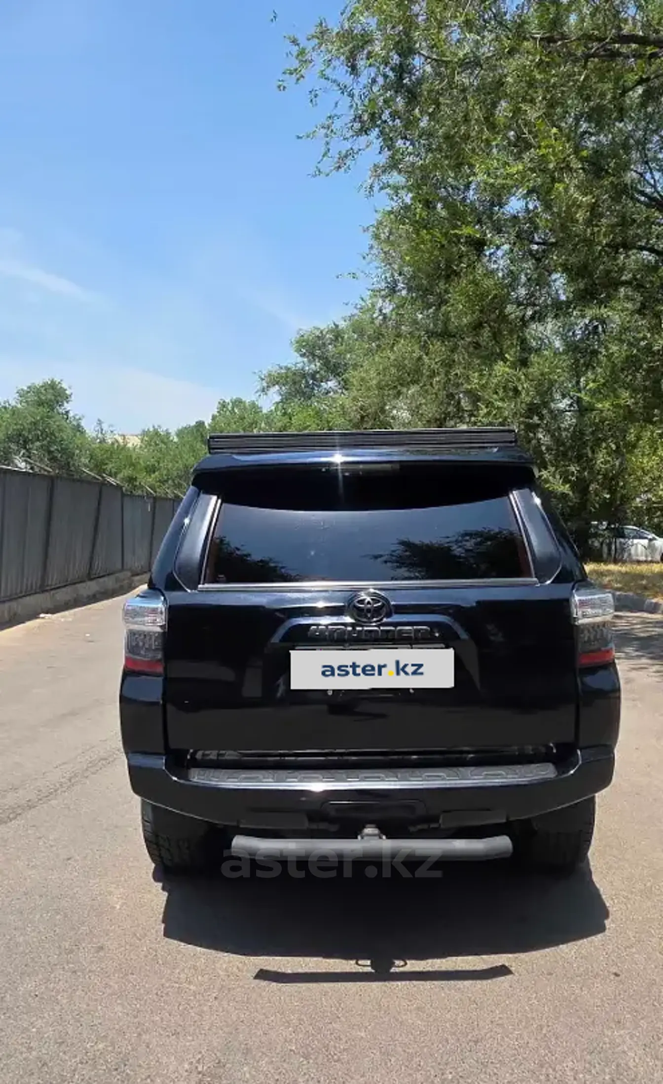 Toyota 4Runner 2019 года за 18 000 000 тг. в Алматы