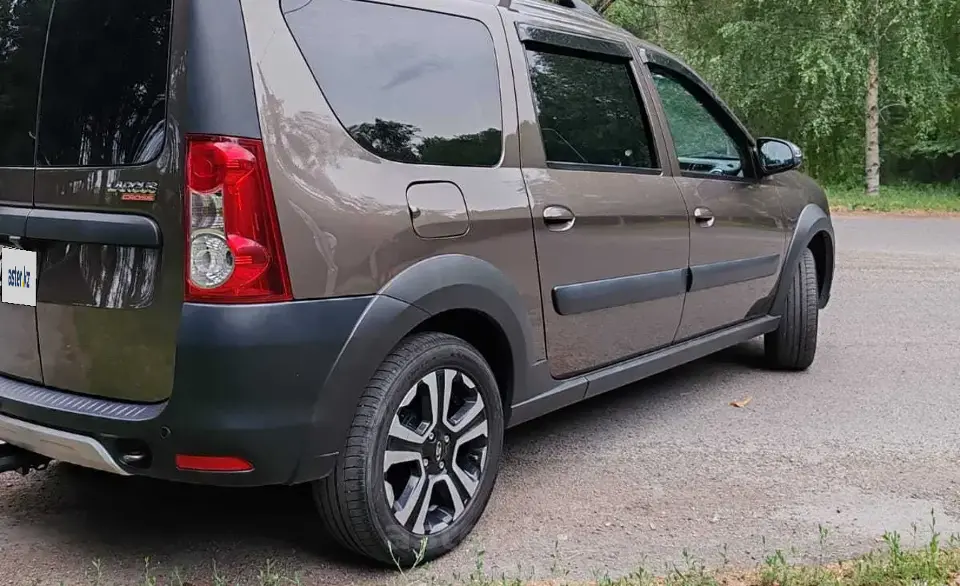 LADA (ВАЗ) Largus Cross 2021 года за 7 000 000 тг. в Талдыкорган