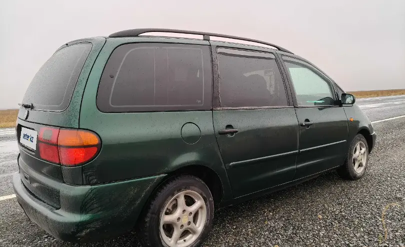 Volkswagen Sharan 1998 года за 2 350 000 тг. в Актобе фото 4