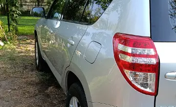 Toyota RAV4 2011 года за 7 600 000 тг. в Алматы фото 4