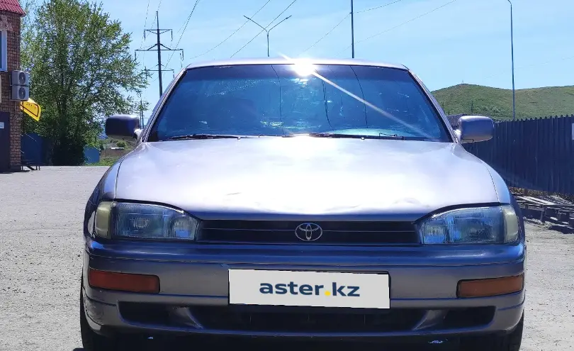 Toyota Camry 1992 года за 1 500 000 тг. в Усть-Каменогорск