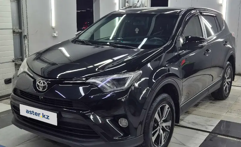 Toyota RAV4 2016 года за 11 500 000 тг. в Астана
