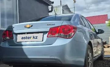 Chevrolet Cruze 2010 года за 3 000 000 тг. в Костанай фото 4
