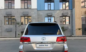 Toyota Land Cruiser 2015 года за 29 000 000 тг. в Атырауская область