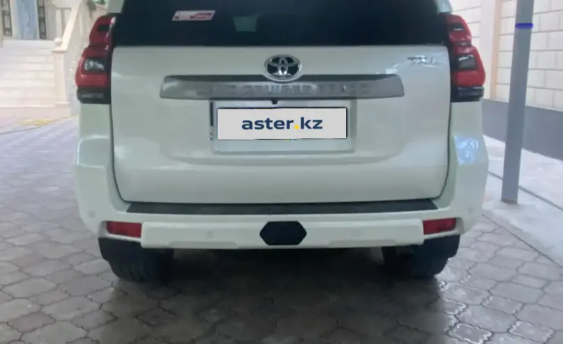 Toyota Land Cruiser Prado 2022 года за 33 000 000 тг. в Шымкент
