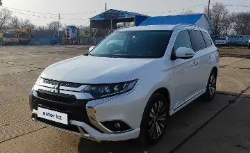 Mitsubishi Outlander 2022 года за 11 100 000 тг. в Западно-Казахстанская область фото 1
