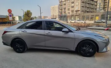 Hyundai Elantra 2020 года за 8 100 000 тг. в Алматы фото 3