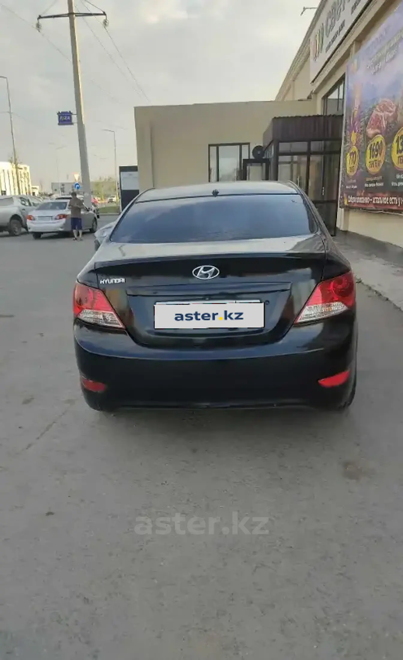 Hyundai Solaris 2011 года за 3 700 000 тг. в Астана фото 3