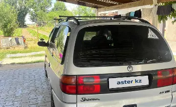 Volkswagen Sharan 1996 года за 1 000 600 тг. в Тараз фото 2