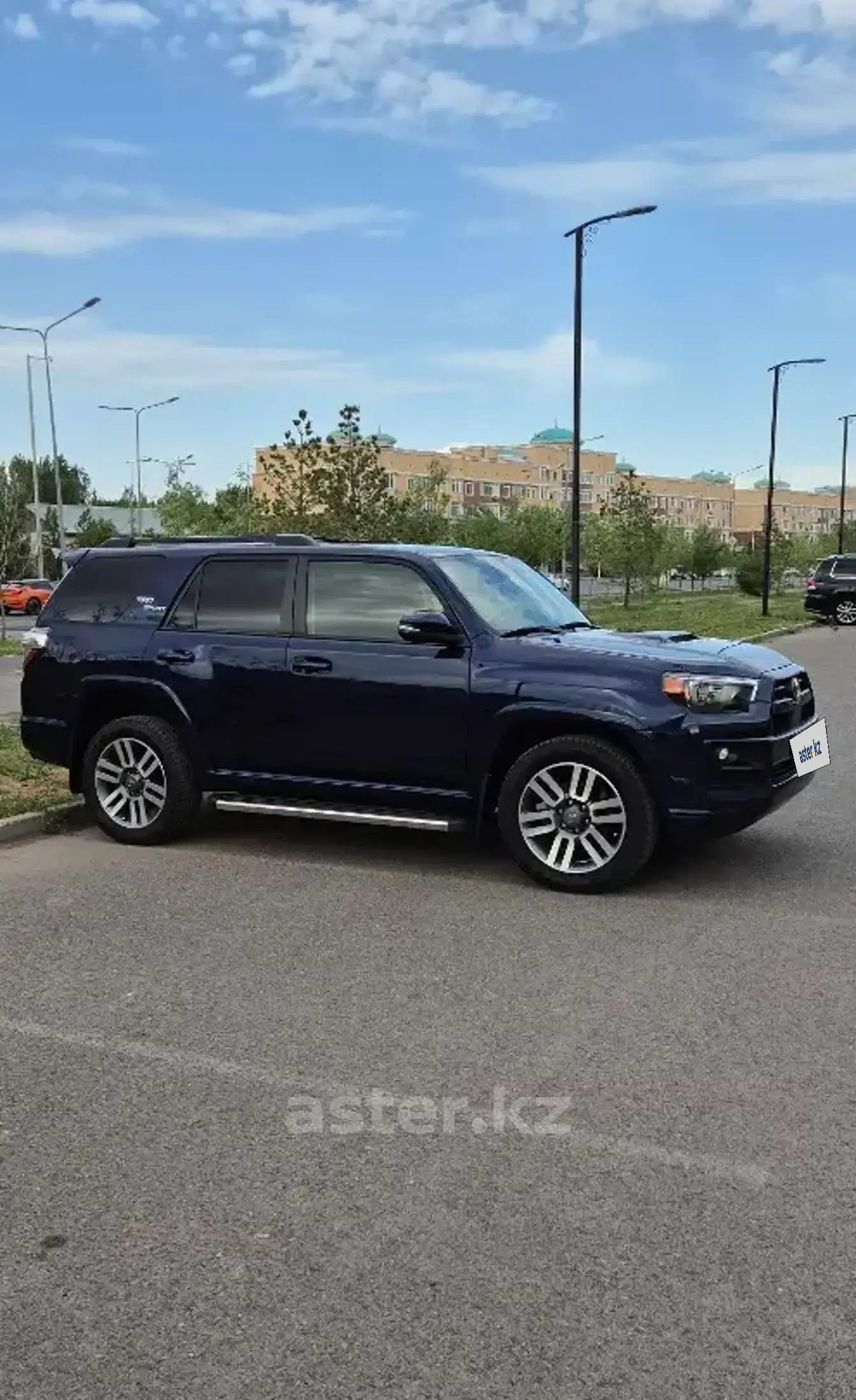 Toyota 4Runner 2022 года за 28 500 000 тг. в Астана