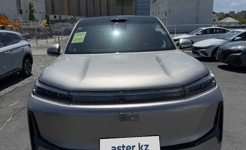 Geely Galaxy M9 2025 года за 22 500 000 тг. в Алматы фото 2