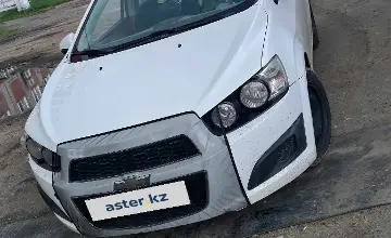 Chevrolet Aveo 2014 года за 2 150 000 тг. в Костанай фото 3