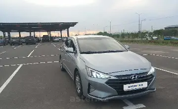 Hyundai Elantra 2019 года за 7 200 000 тг. в Шымкент фото 4