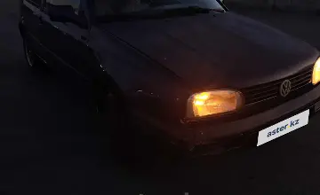 Volkswagen Golf 1995 года за 1 250 000 тг. в Алматы фото 4