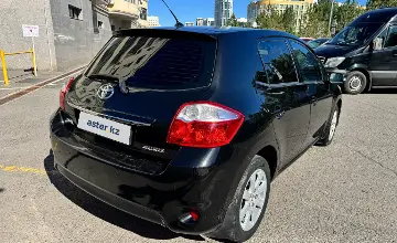 Toyota Auris 2012 года за 4 800 000 тг. в Астана фото 3