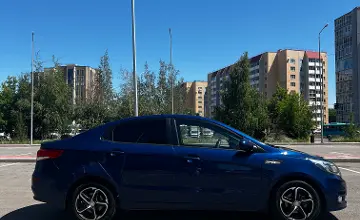 Kia Rio 2015 года за 5 300 000 тг. в Караганда фото 2