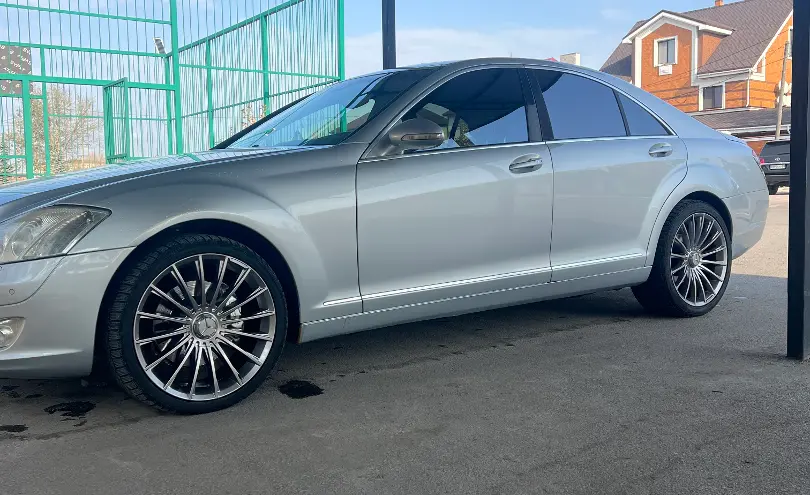 Mercedes-Benz S-Класс 2005 года за 7 500 000 тг. в Караганда
