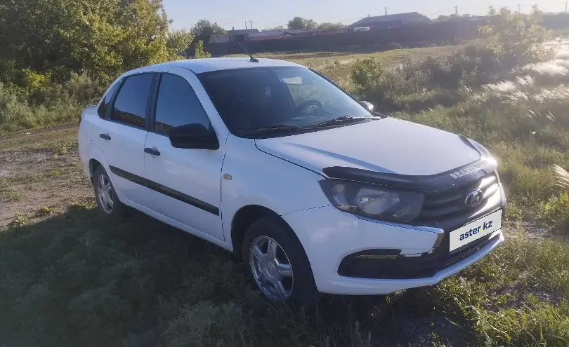LADA (ВАЗ) Granta 2019 года за 3 000 000 тг. в Акмолинская область фото 3