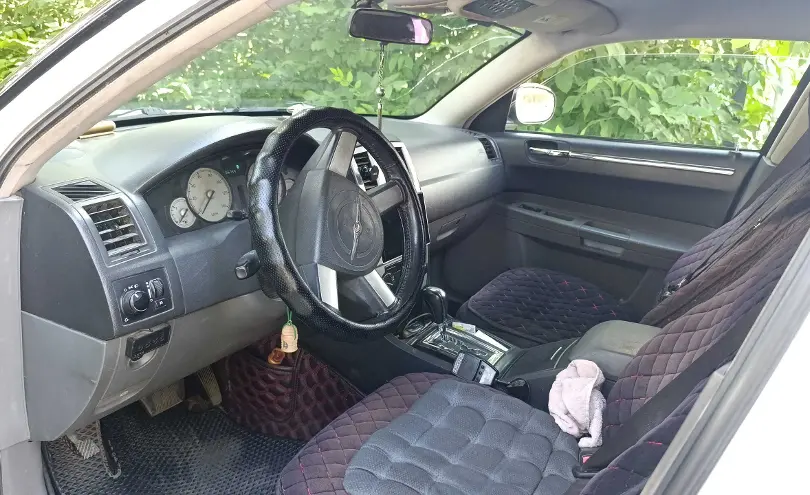 Chrysler 300C 2005 года за 3 900 000 тг. в Талдыкорган