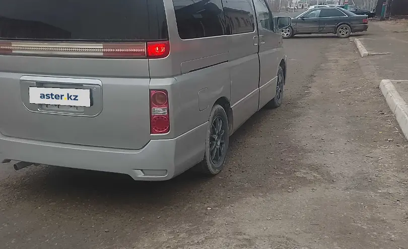 Nissan Elgrand 2005 года за 2 200 000 тг. в Алматы фото 4