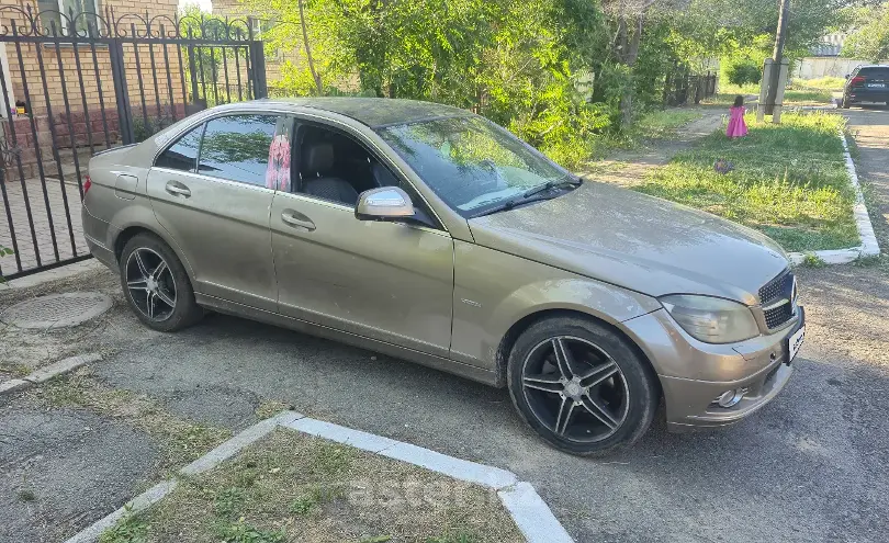 Mercedes-Benz C-Класс 2007 года за 3 000 000 тг. в Талдыкорган фото 3
