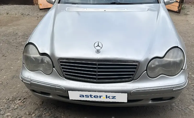 Mercedes-Benz C-Класс 2001 года за 2 900 000 тг. в Восточно-Казахстанская область фото 1